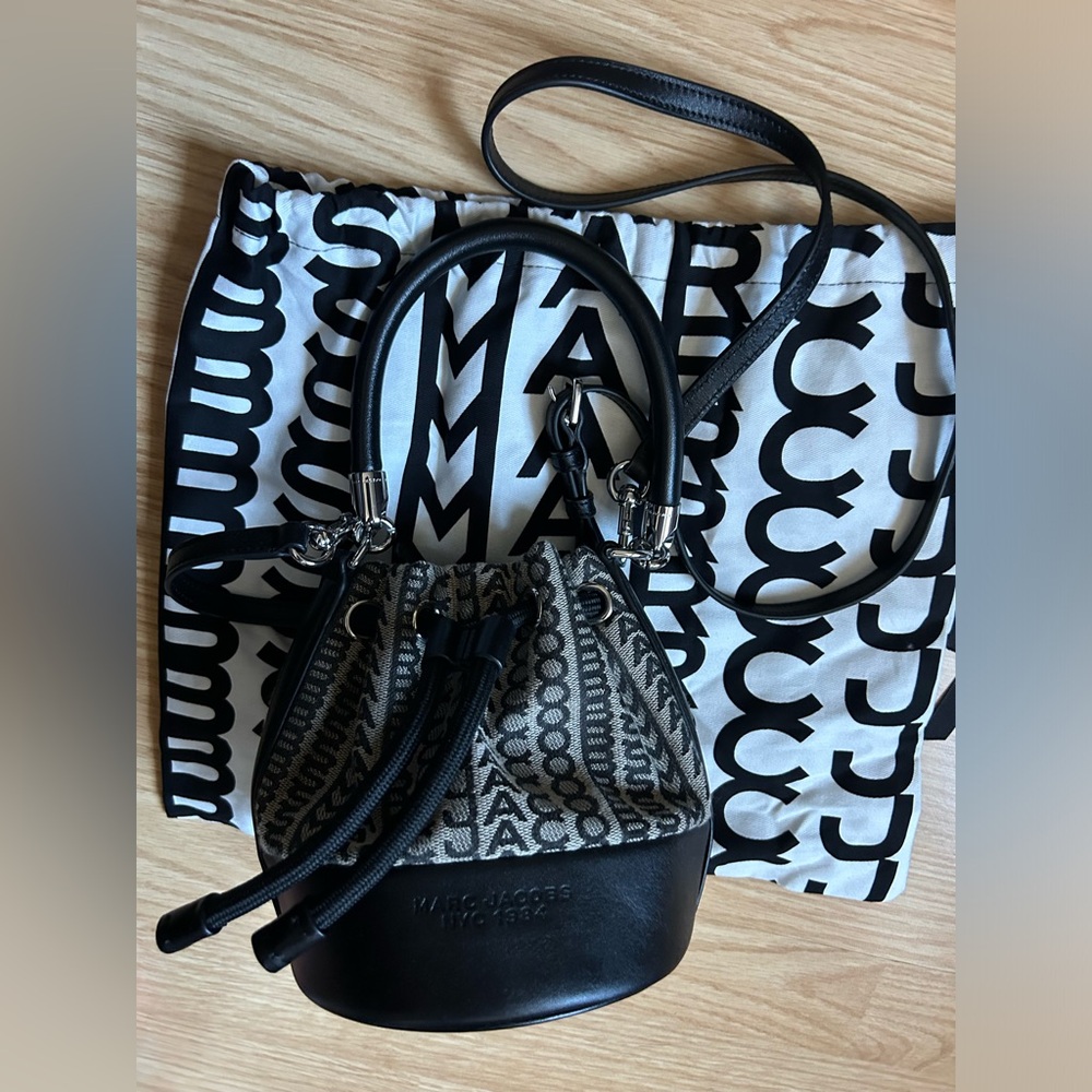 brand new Marc Jacobs bag real leather